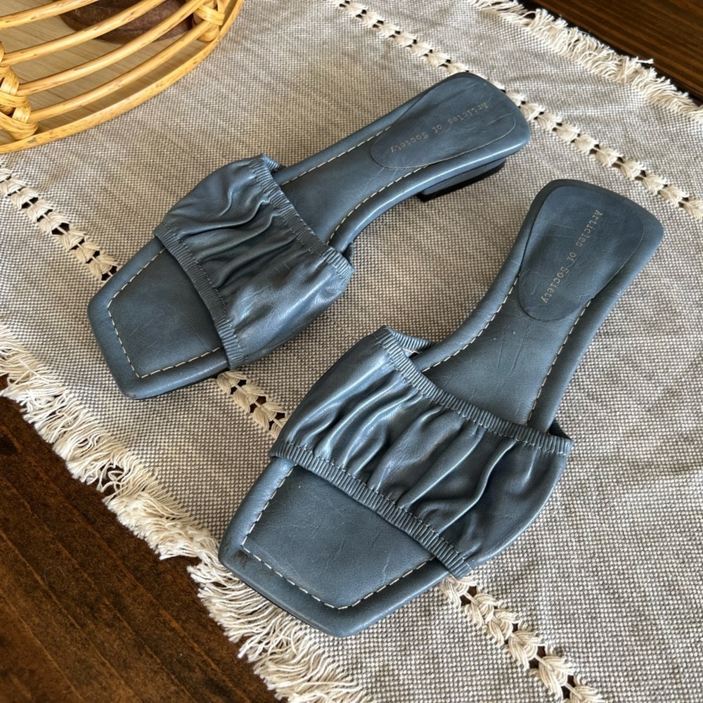 Articles of Society Ancona dusty blue slide sandals, size 8, stretch, casual